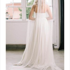 San Gabriel Paulette Veil/garment bag- wedding